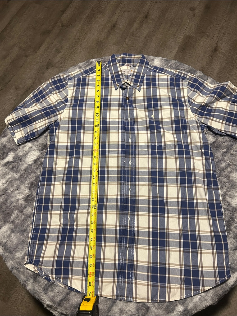 Carhartt Men's Blue and White Plaid Short-Sleeve Button-Up Shirt XLT